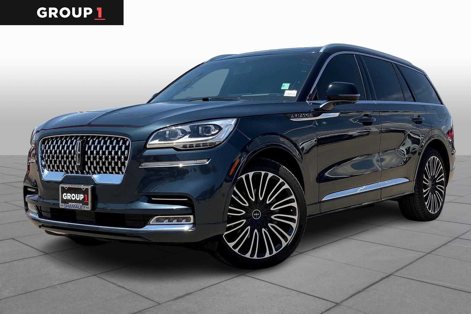 2023 Lincoln Aviator Black Label's photo