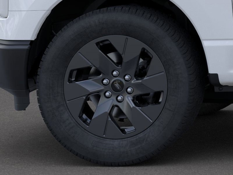 2024 Ford F-150 Lightning photo 42