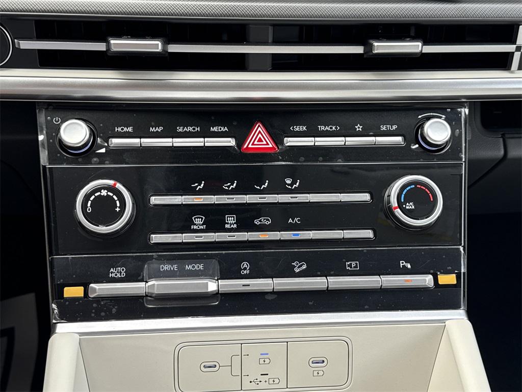 2026 Hyundai Santa Fe SE photo 22