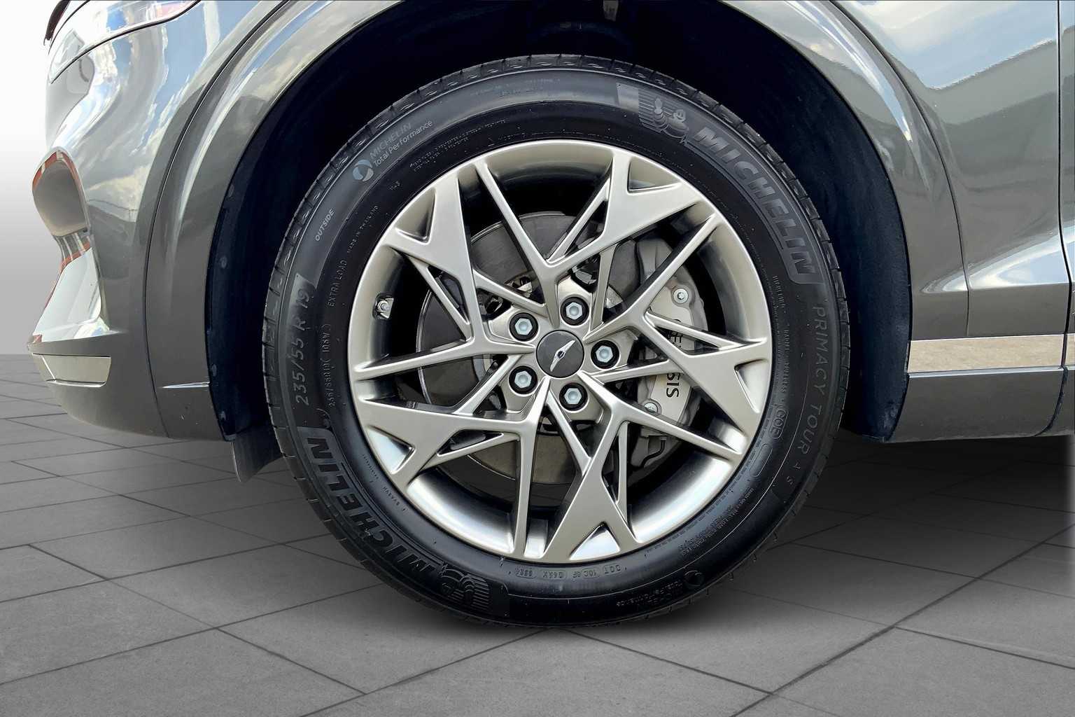 2025 Genesis GV70 2.5T photo 9