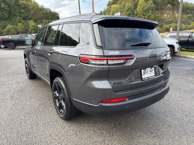 2025 Jeep Grand Cherokee Altitude X photo 2