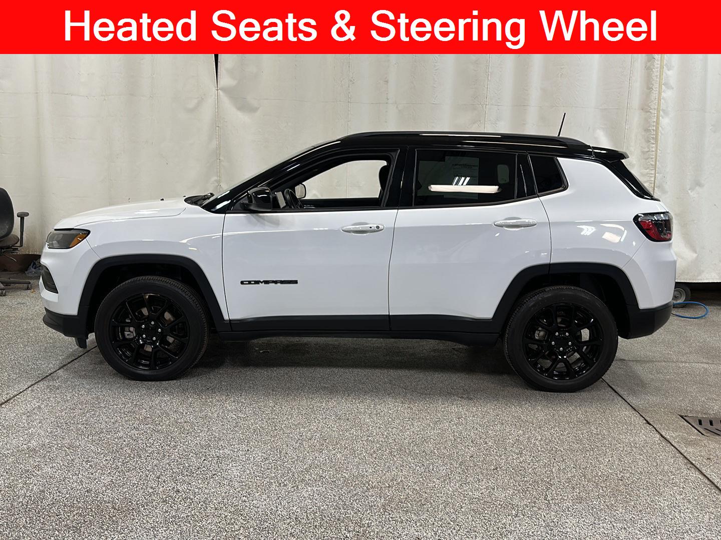 Certified 2022 Jeep Compass Altitude with VIN 3C4NJDBB8NT200742 for sale in Waconia, Minnesota
