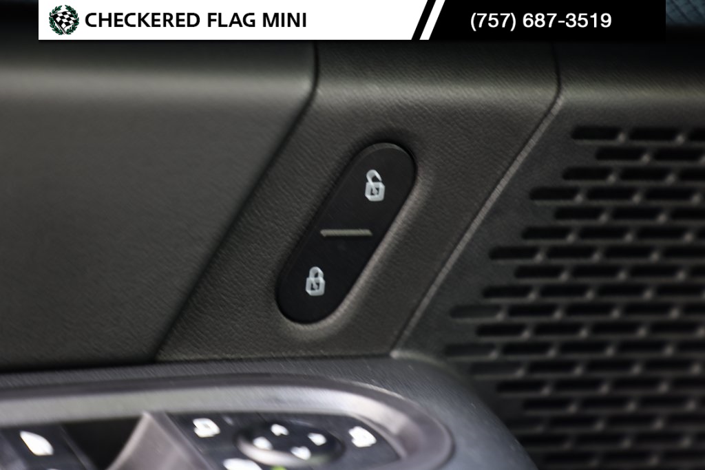 2025 Mini Cooper S ALL4 photo 16
