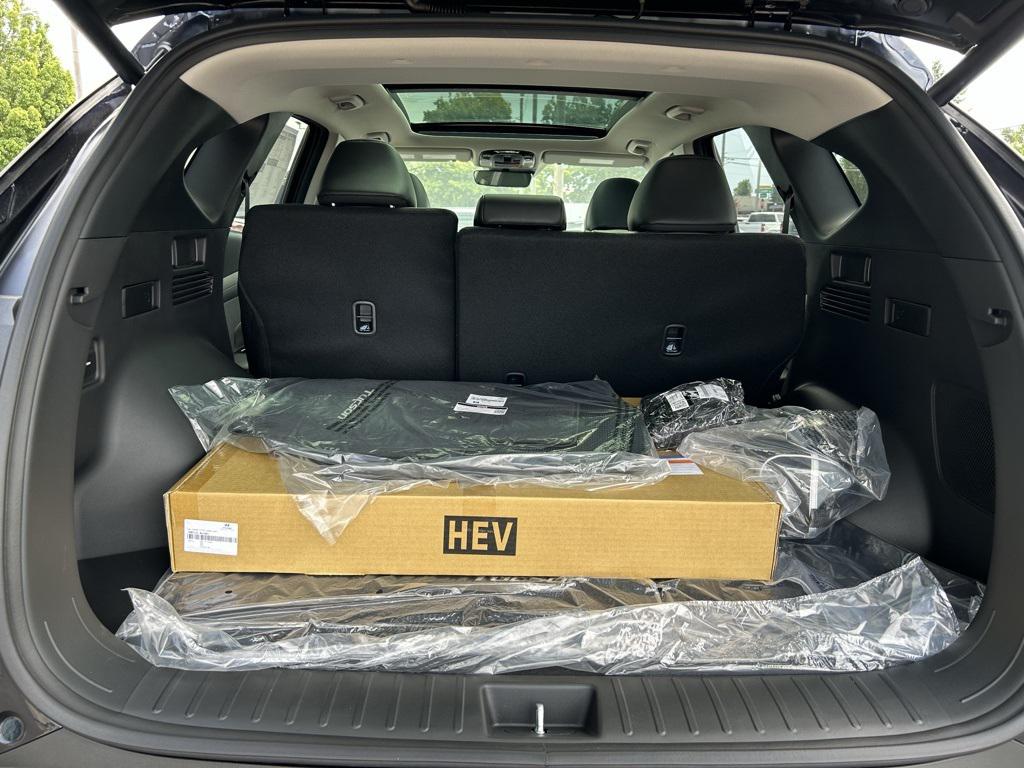 2025 Hyundai Tucson Hybrid Limited photo 24