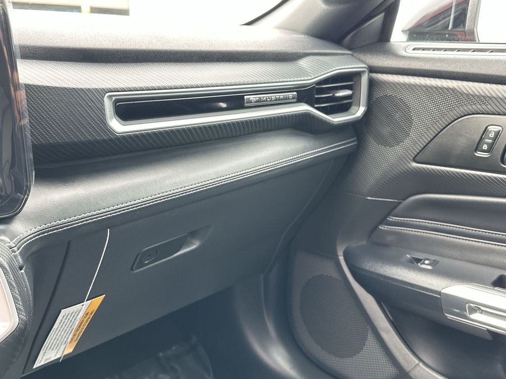 2025 Ford Mustang GT Premium photo 39