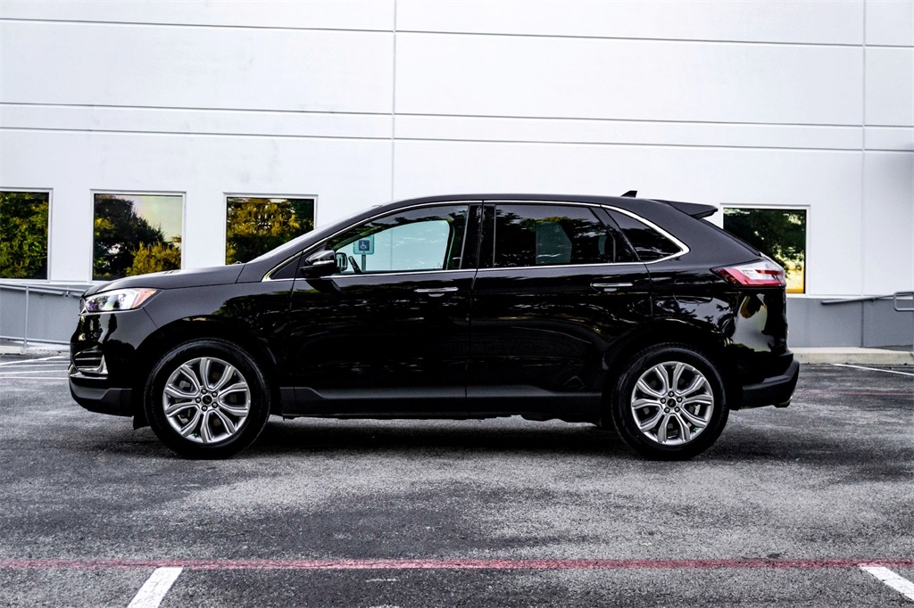 2024 Ford Edge Titanium photo 8