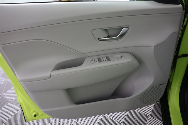 2024 Hyundai Kona Limited photo 25