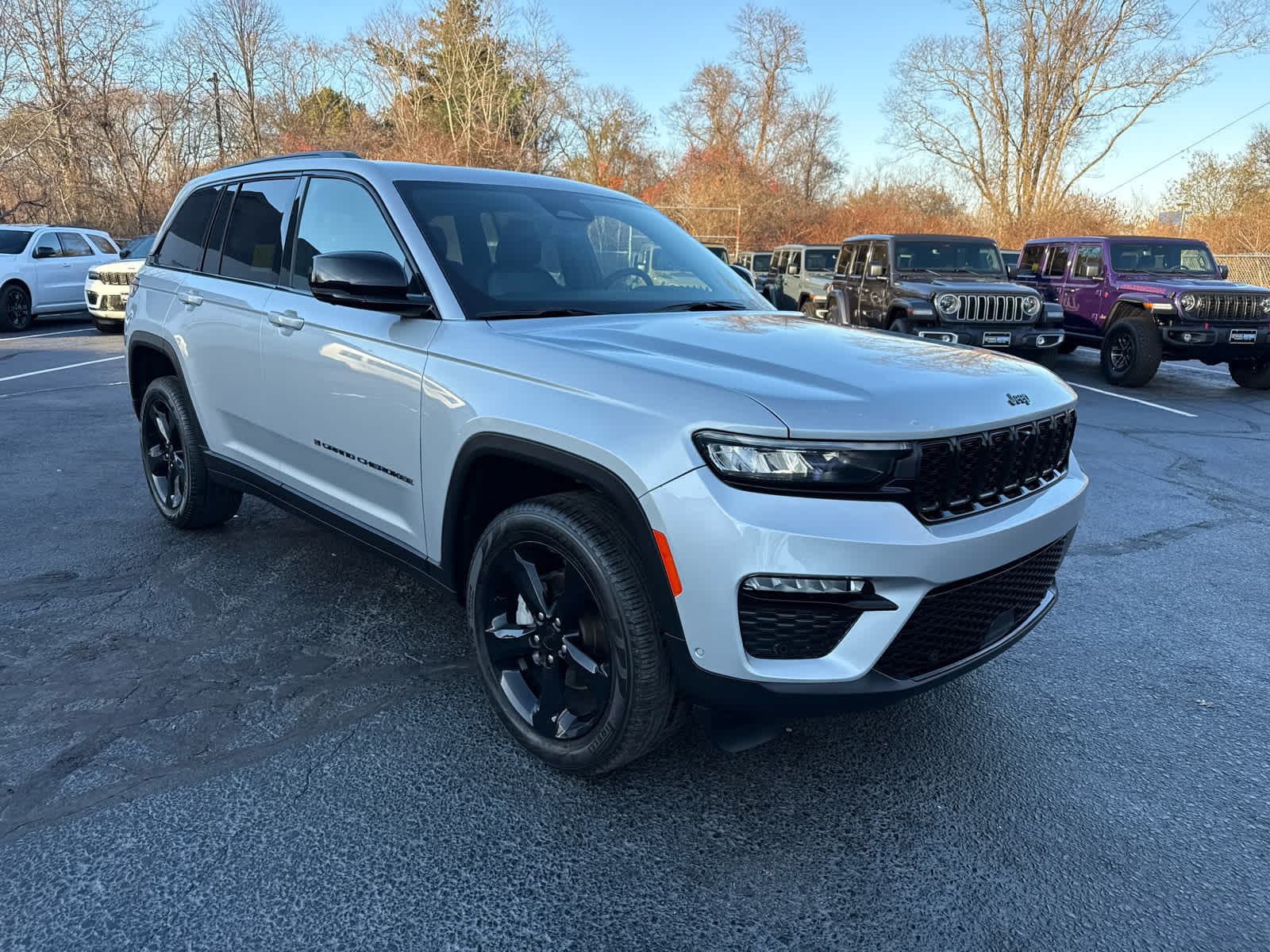 2024 Jeep Grand Cherokee Limited's photo