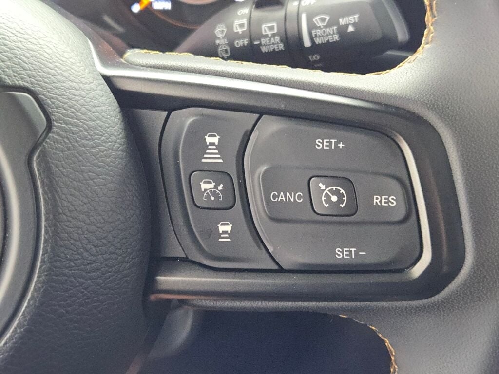 2024 Jeep Wrangler Sport S photo 31