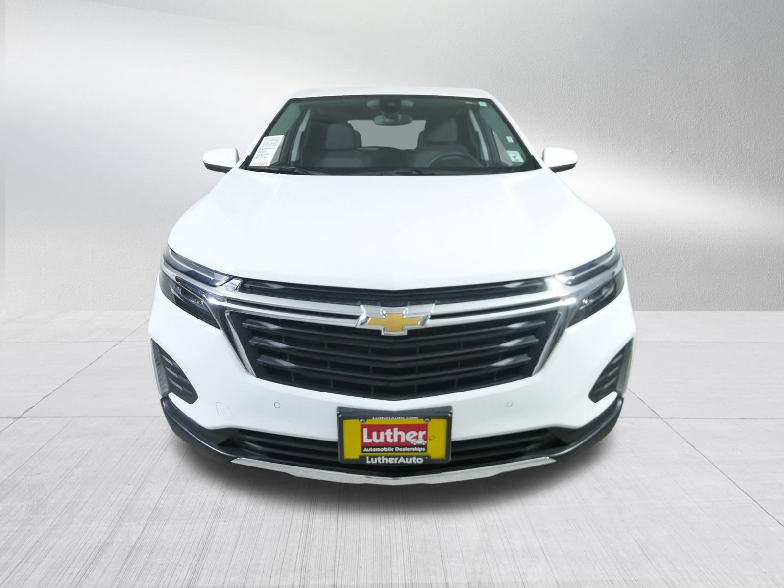 2023 Chevrolet Equinox LT photo 2