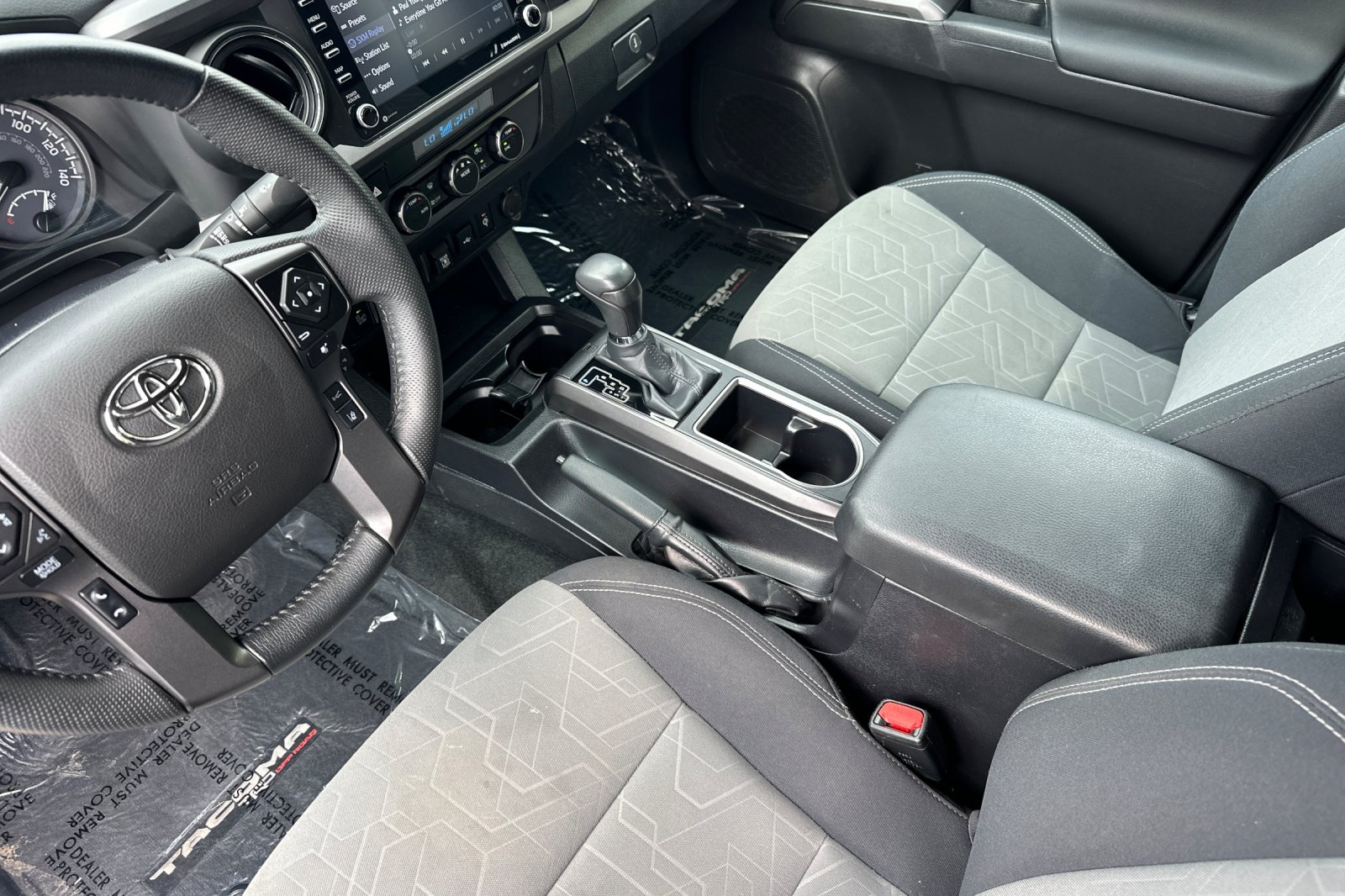 2023 Toyota Tacoma TRD Off-Road photo 9