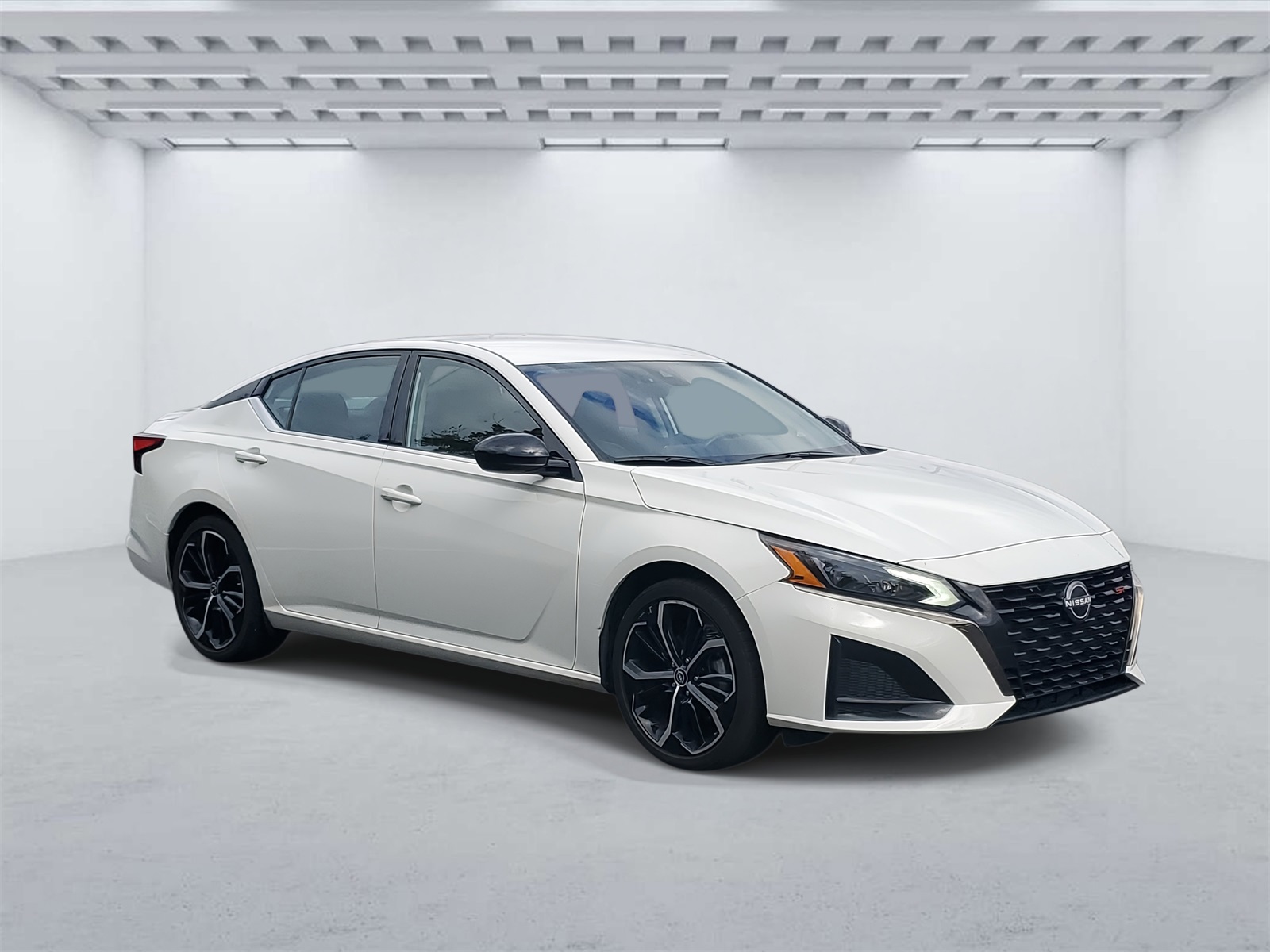 2024 Nissan Altima SR