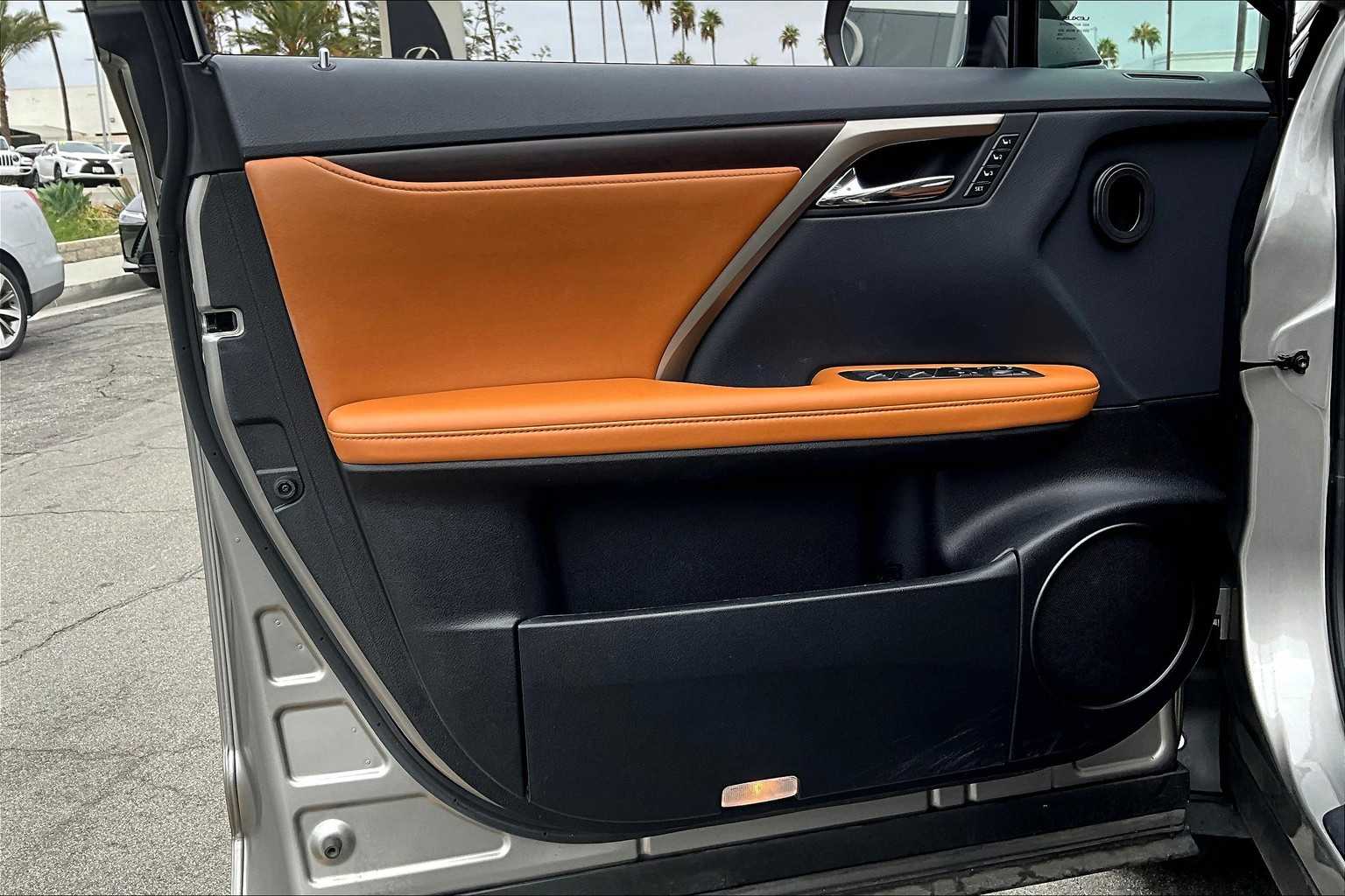 2022 Lexus RX Premium photo 21