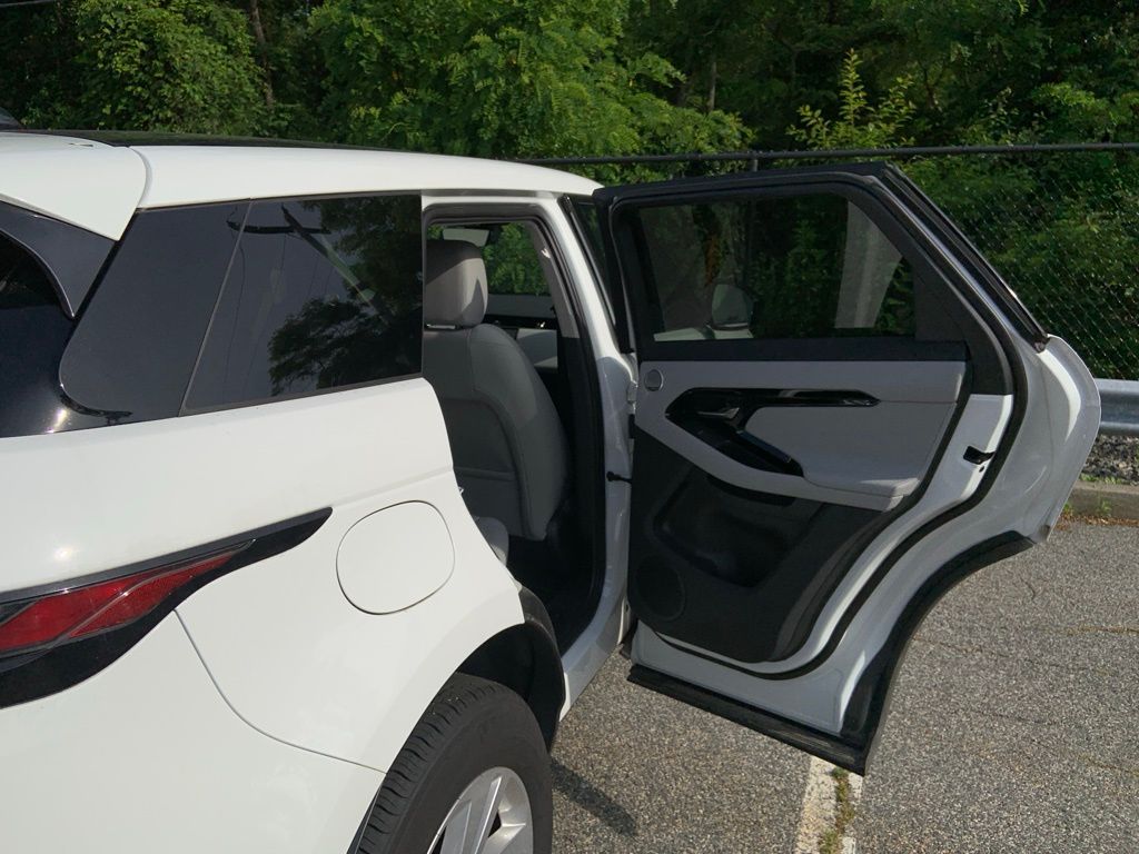 2024 Land Rover Range Rover Evoque S photo 20