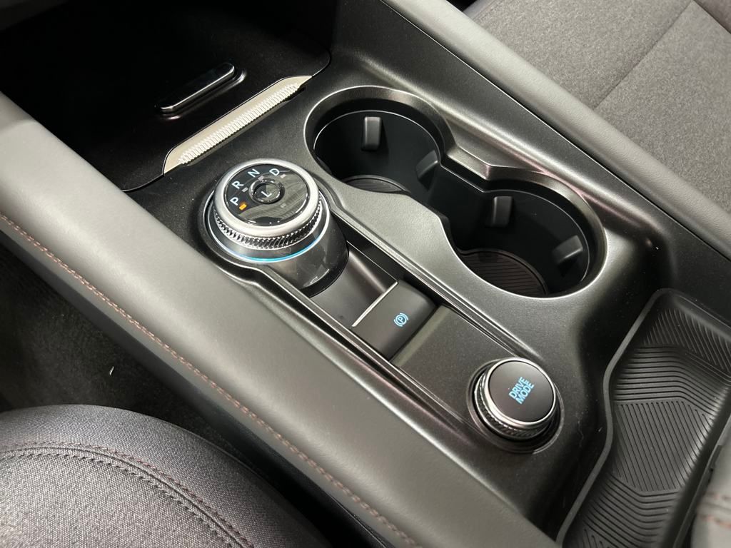 2025 Ford Explorer photo 22