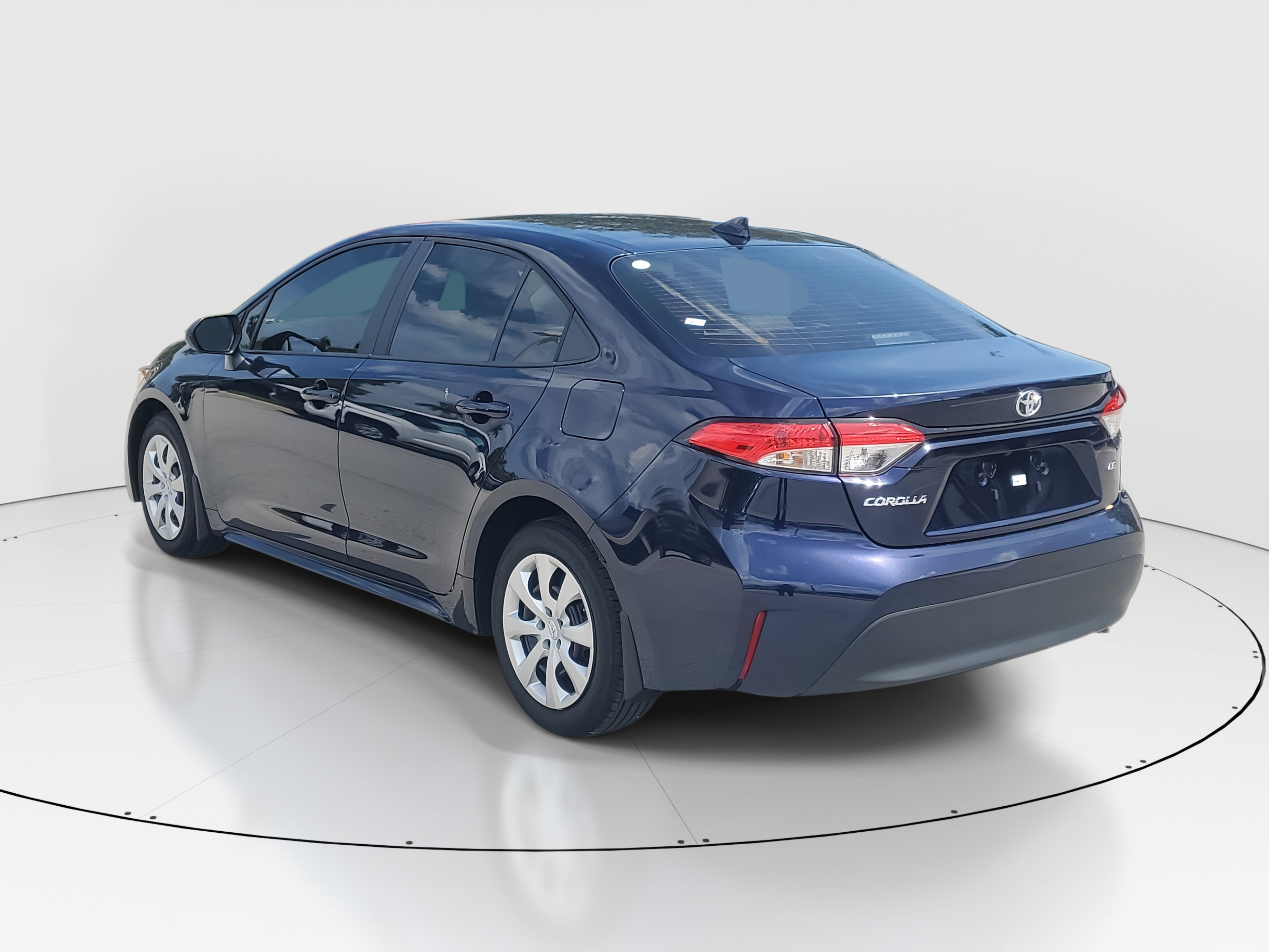 2025 Toyota Corolla LE photo 5
