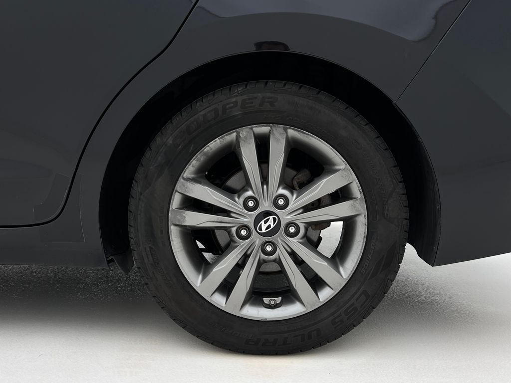 2018 Hyundai Elantra SEL photo 30