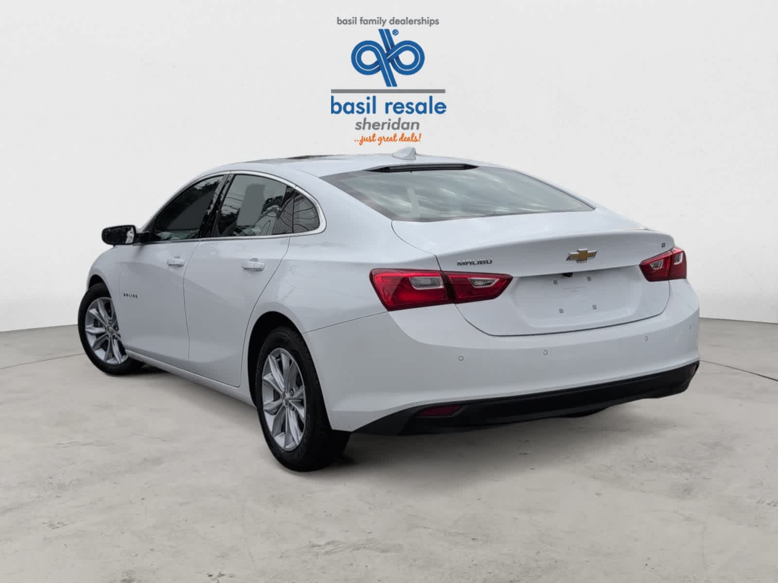 2024 Chevrolet Malibu 1LT photo 4