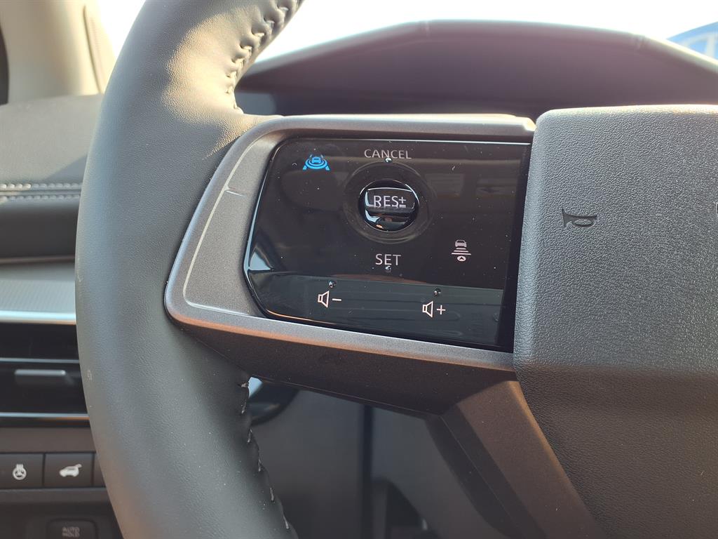 2025 Nissan Murano SL photo 19