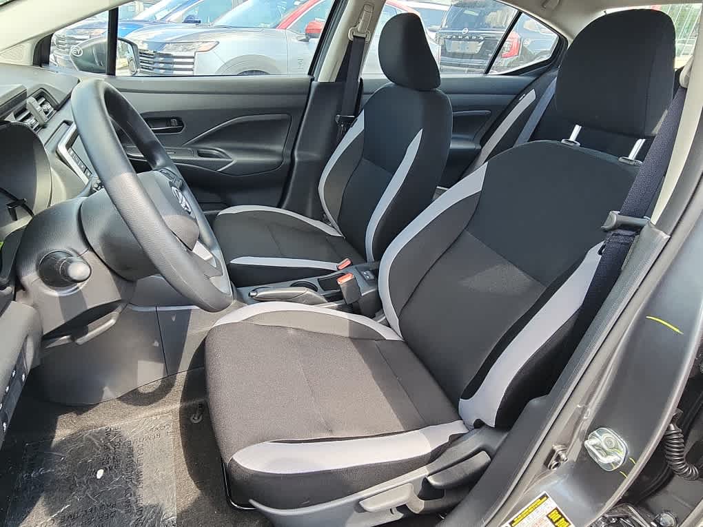 2025 Nissan Versa S photo 10