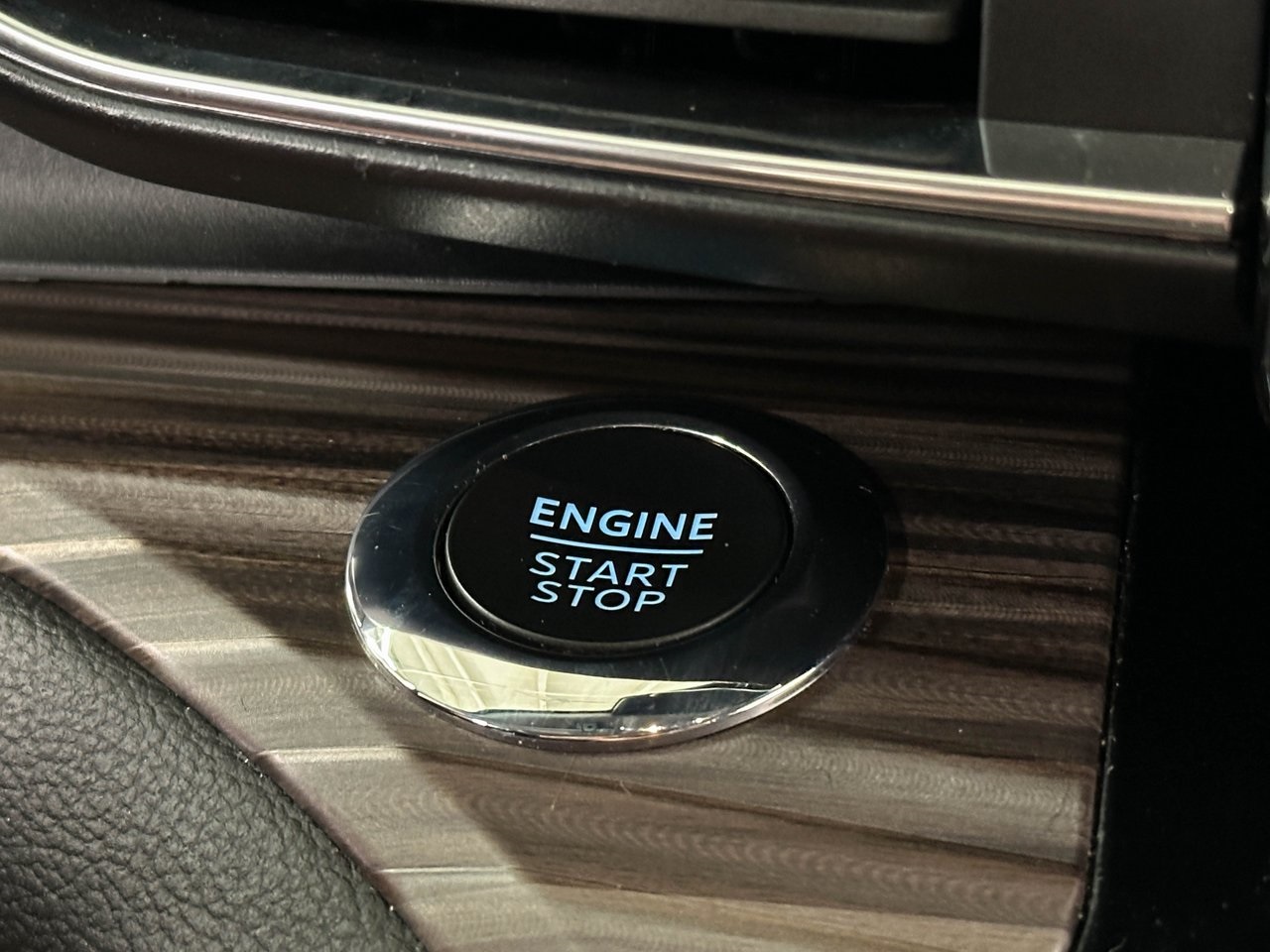 2022 Ford Explorer Limited photo 27