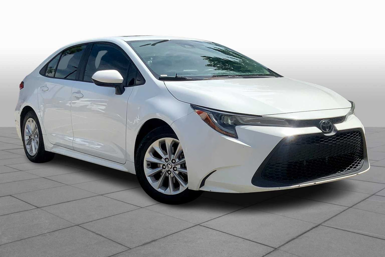 Used 2020 Toyota Corolla LE with VIN 5YFHPRAE5LP013513 for sale in Kansas City