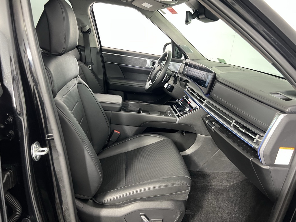 2025 Hyundai Santa Fe photo 30