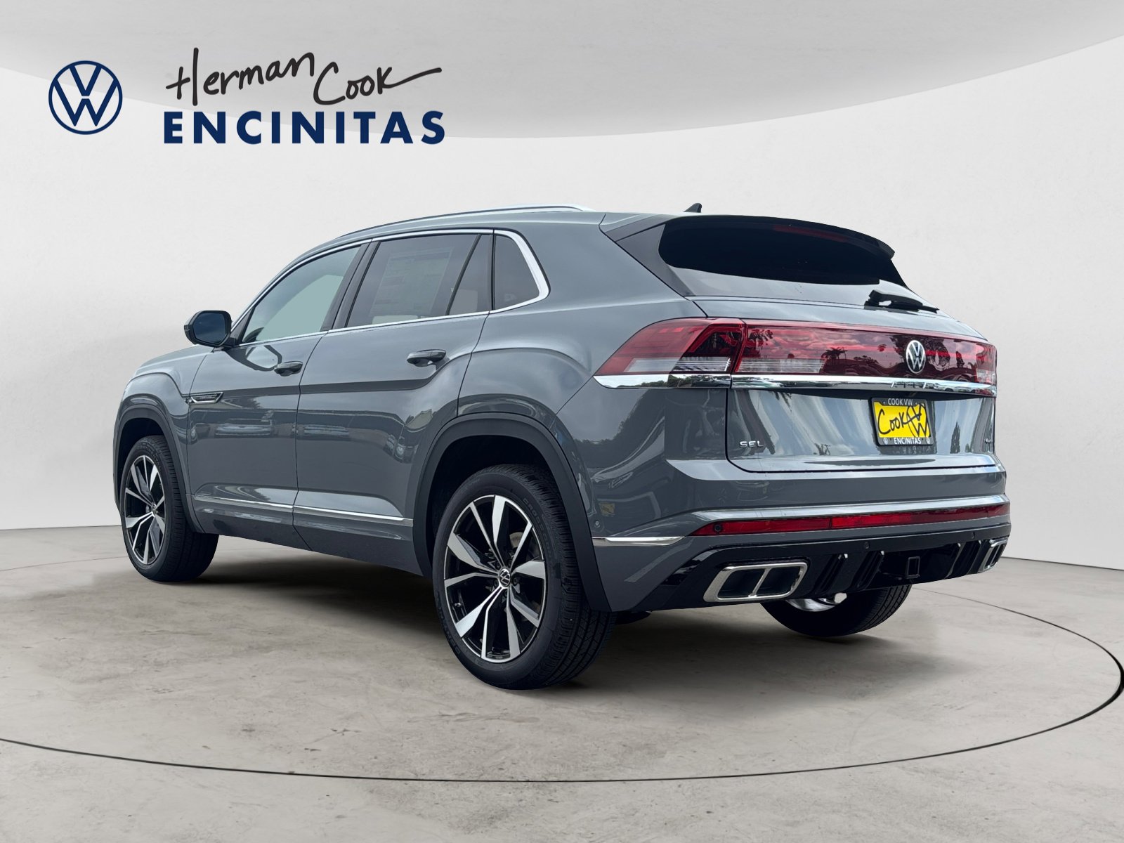 2025 Volkswagen Atlas Cross Sport SEL Premium R-Line photo 3