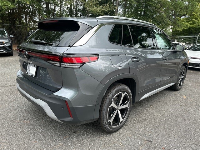 2025 Volkswagen Tiguan SE photo 7