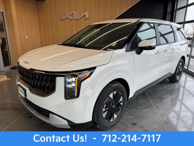 2025 Kia Carnival LXS's photo