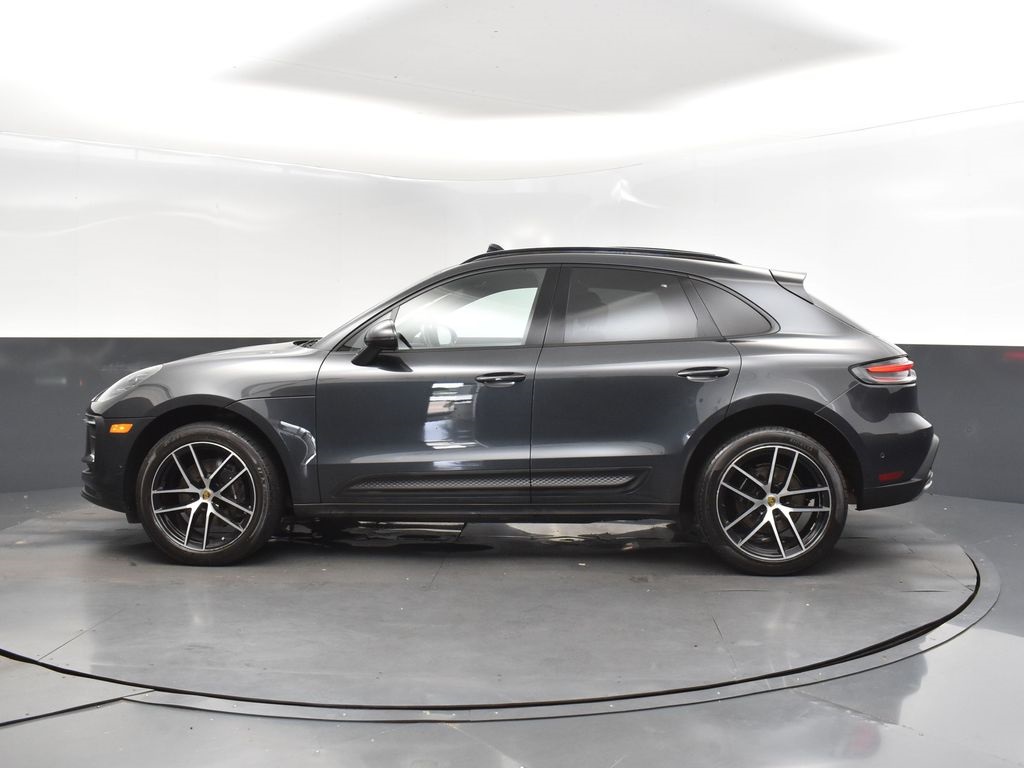 2022 Porsche Macan Base photo 4
