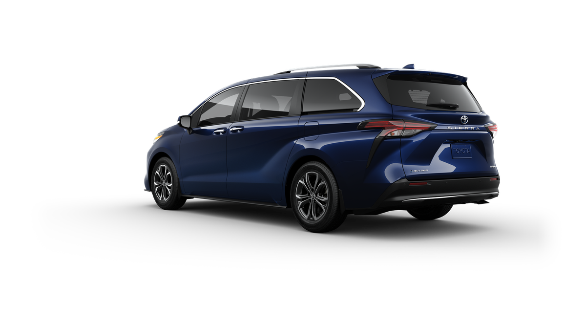 2025 Toyota Sienna Platinum photo 2