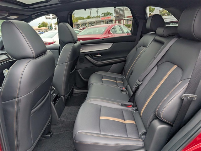 2025 Mazda CX-70 Premium Plus photo 10