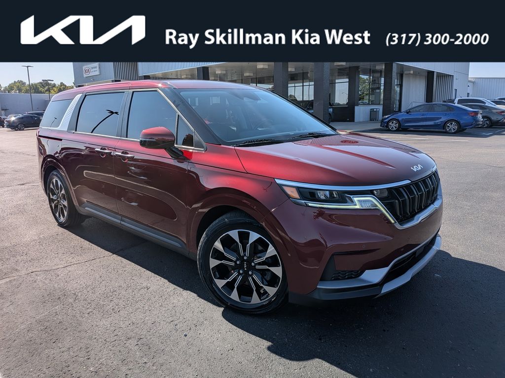 2023 Kia Carnival EX's photo
