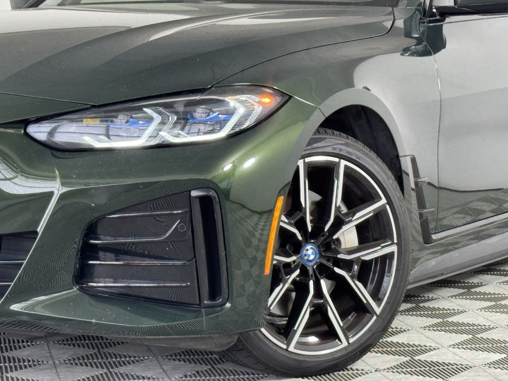 2023 Bmw i4 eDrive40 photo 2