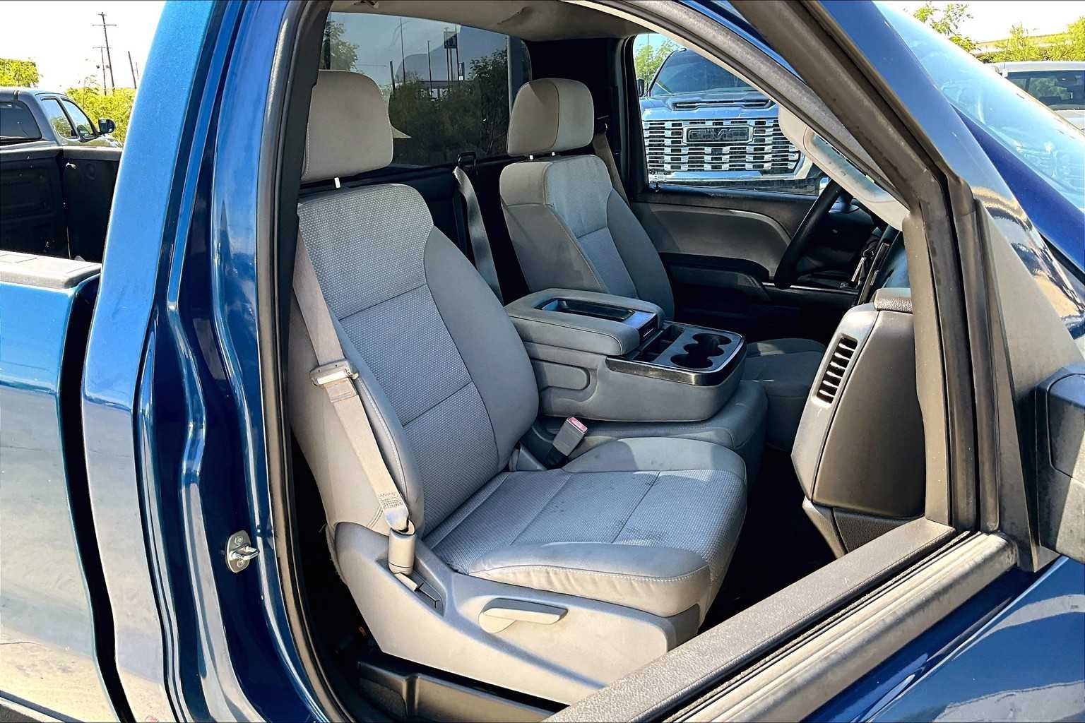 2016 Chevrolet Silverado 1500 LS photo 8