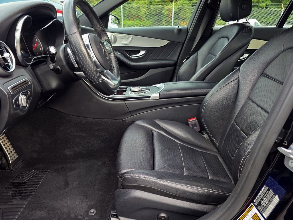 2019 Mercedes Benz C 300 photo 2
