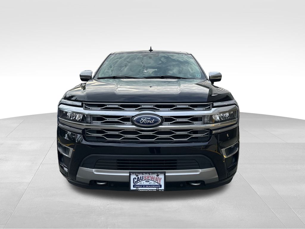 2024 Ford Expedition Platinum photo 2