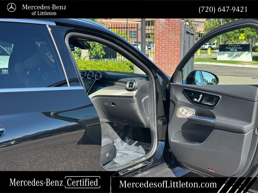 2025 Mercedes Benz GLC 350e 4MATIC photo 23