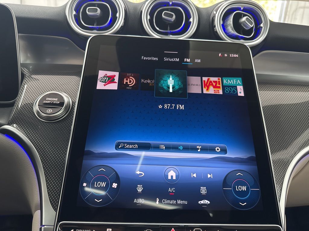 2026 Mercedes Benz GLC 300 photo 29