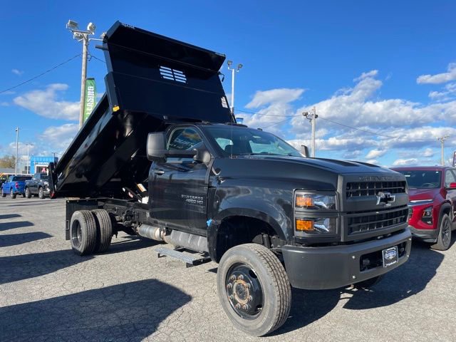 2024 Chevrolet Silverado 4500 Medium Duty Chassis Cab Work Truck's photo