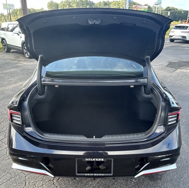 2026 Hyundai Sonata SEL Sport photo 3