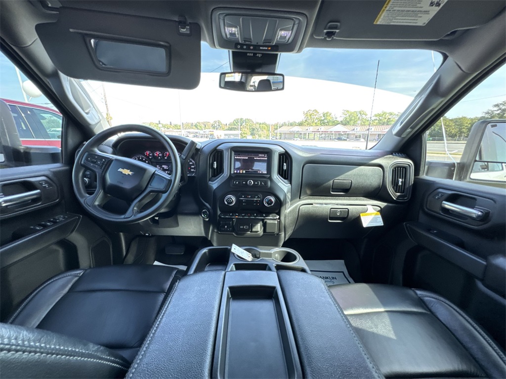 2024 Chevrolet Silverado 2500HD Custom photo 10