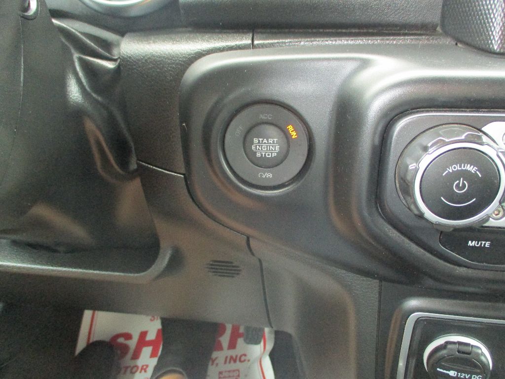 2023 Jeep Wrangler 4xe Sahara photo 6