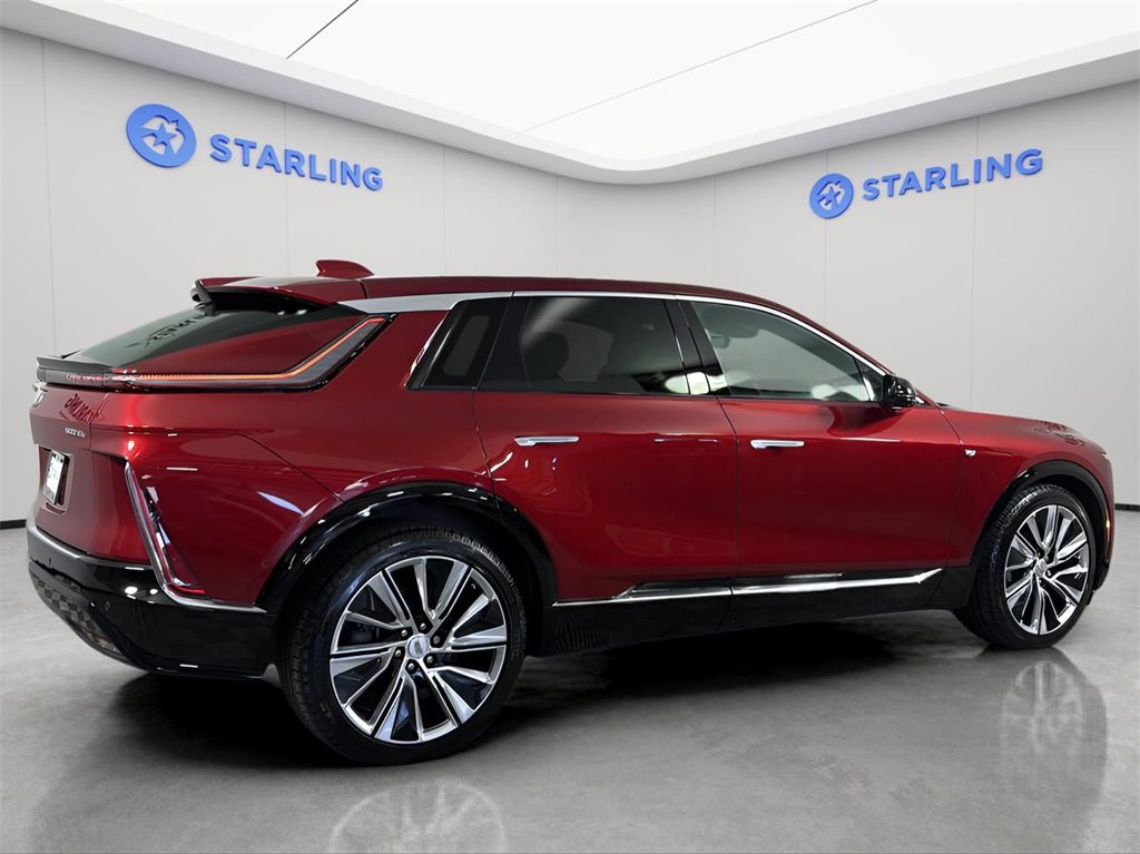 2024 Cadillac Lyriq Luxury photo 10