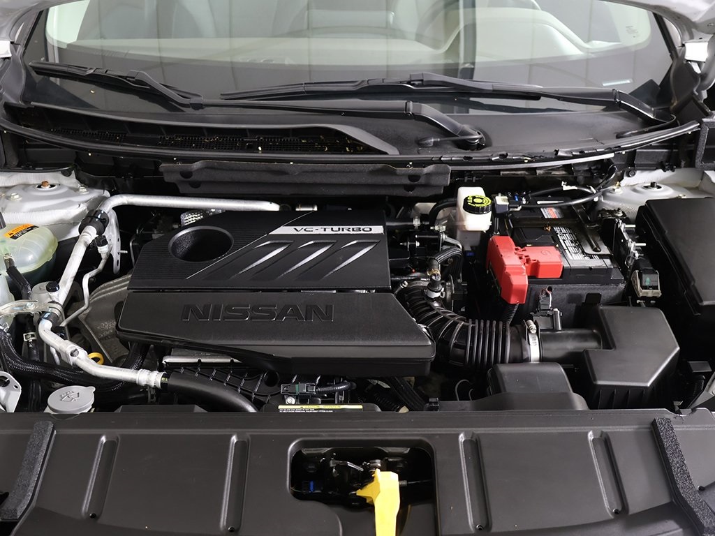 2022 Nissan Rogue SV photo 16