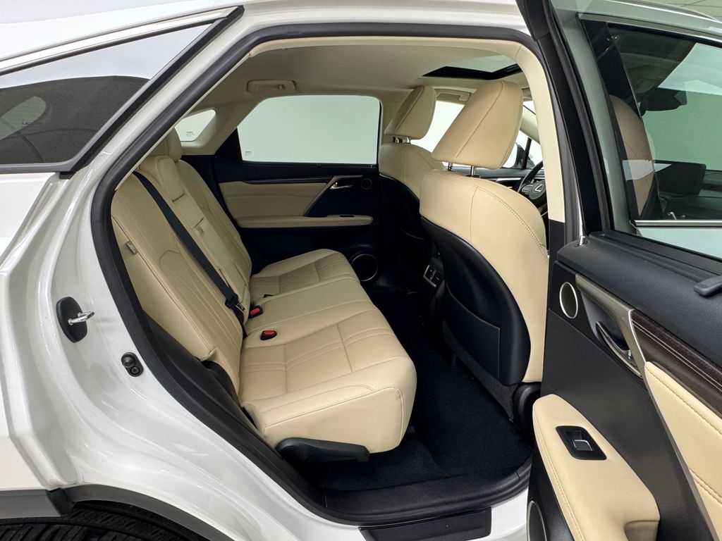 2021 Lexus RX 350 photo 16