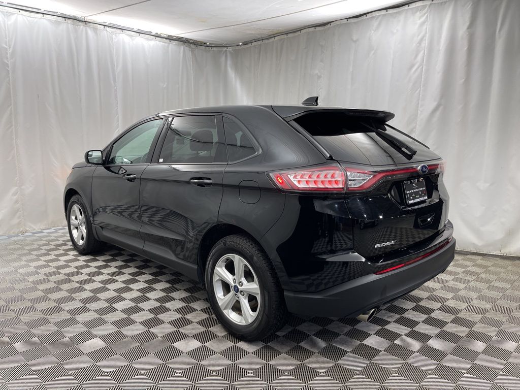 2018 Ford Edge SE photo 4