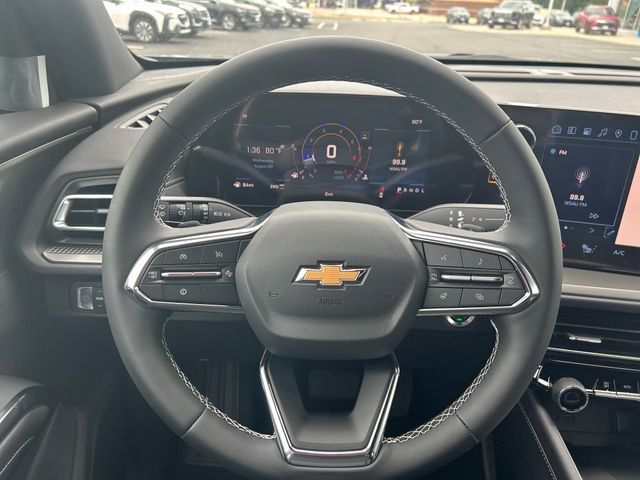 2026 Chevrolet Traverse photo 13