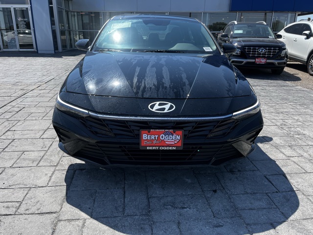 2025 Hyundai Elantra Hybrid SEL Sport photo 2